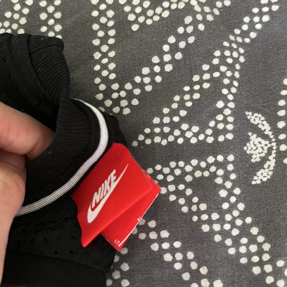 NIKE Mens Size S Tank Top In Excellent Condition BLACK - Picture 5 of 5